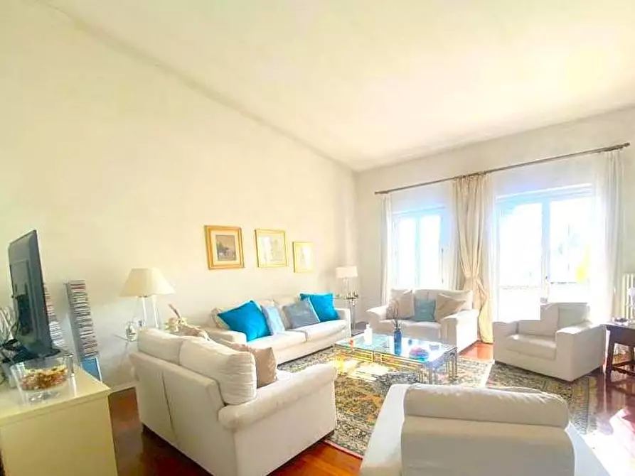 Immagine 4 di Villa in vendita  a Montelupo Fiorentino