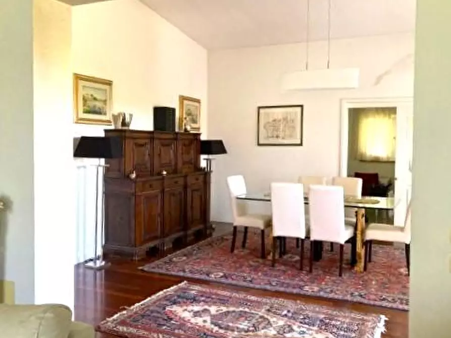 Immagine 25 di Villa in vendita  a Montelupo Fiorentino