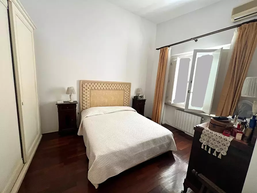 Immagine 11 di Villa in vendita  a Montelupo Fiorentino