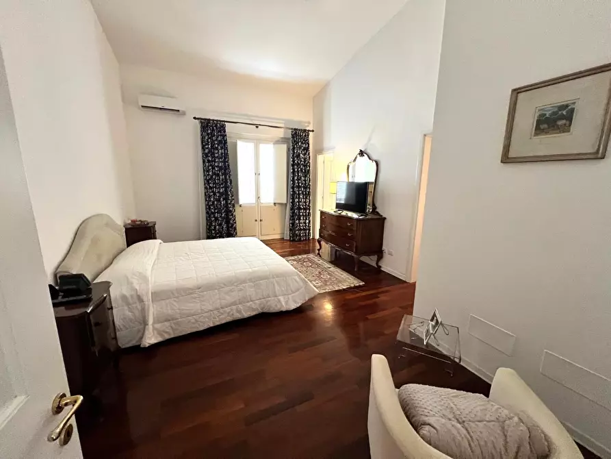 Immagine 17 di Villa in vendita  a Montelupo Fiorentino