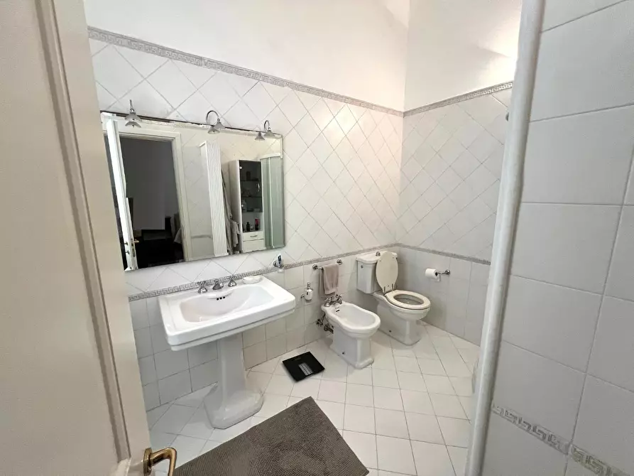 Immagine 9 di Villa in vendita  a Montelupo Fiorentino