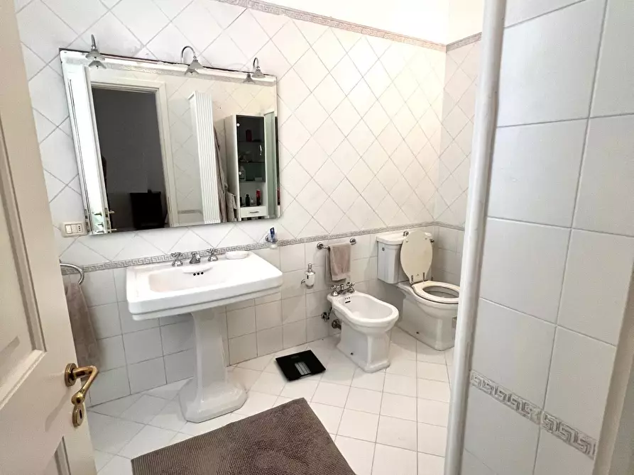 Immagine 10 di Villa in vendita  a Montelupo Fiorentino