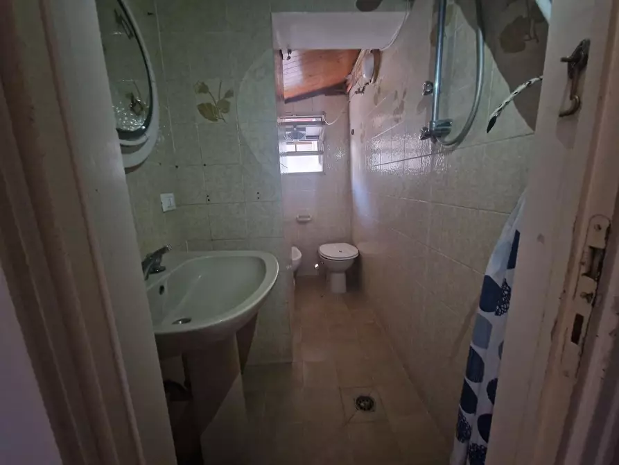 Immagine 4 di Appartamento in vendita  a Cecina