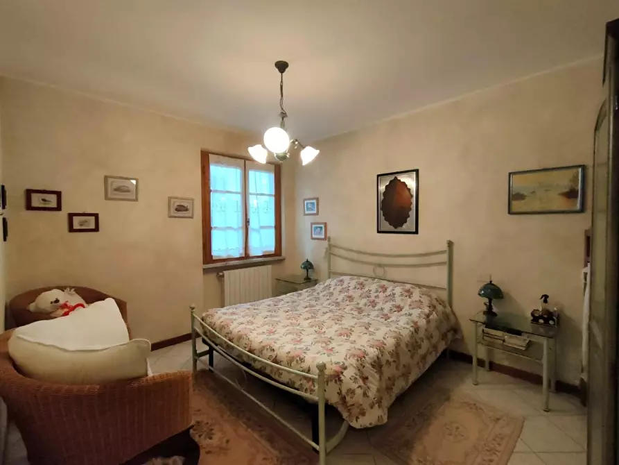 Immagine 12 di Appartamento in vendita  a Massa