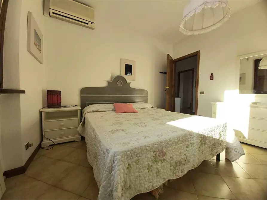 Immagine 23 di Villa in affitto  a Pietrasanta