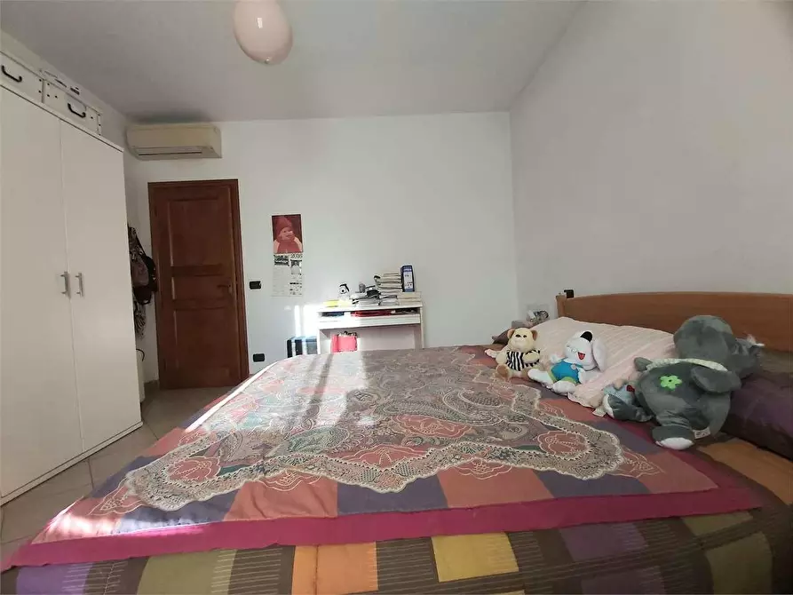 Immagine 28 di Villa in affitto  a Pietrasanta