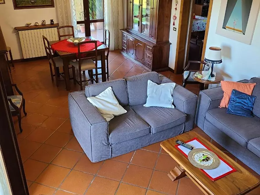 Immagine 8 di Villa in affitto  a Pietrasanta