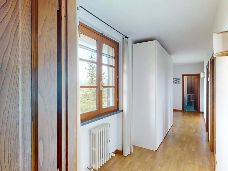 Immagine 20 di Villa in vendita  a Vecchiano