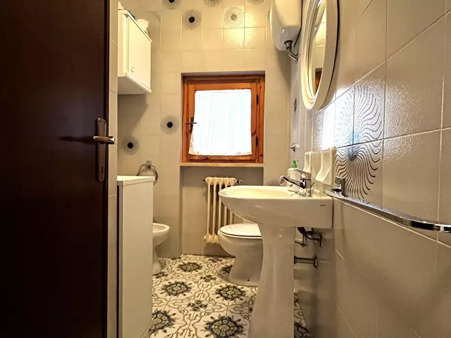 Immagine 7 di Appartamento in vendita  a Rosignano Marittimo