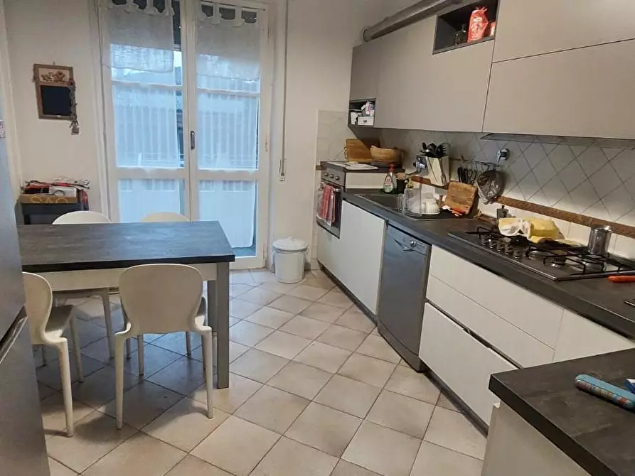 Immagine 8 di Appartamento in vendita  a Carrara