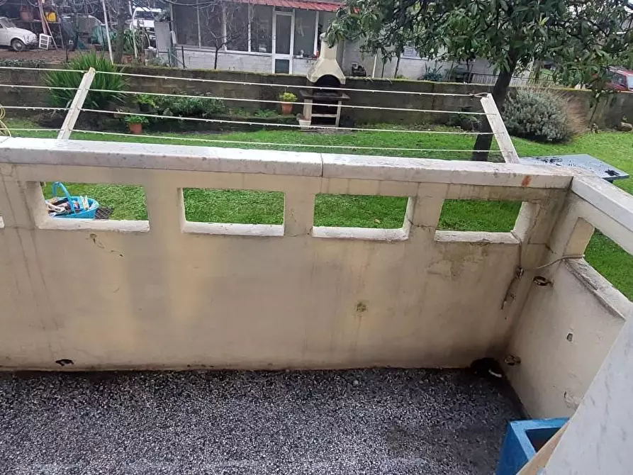 Immagine 11 di Appartamento in vendita  a Carrara