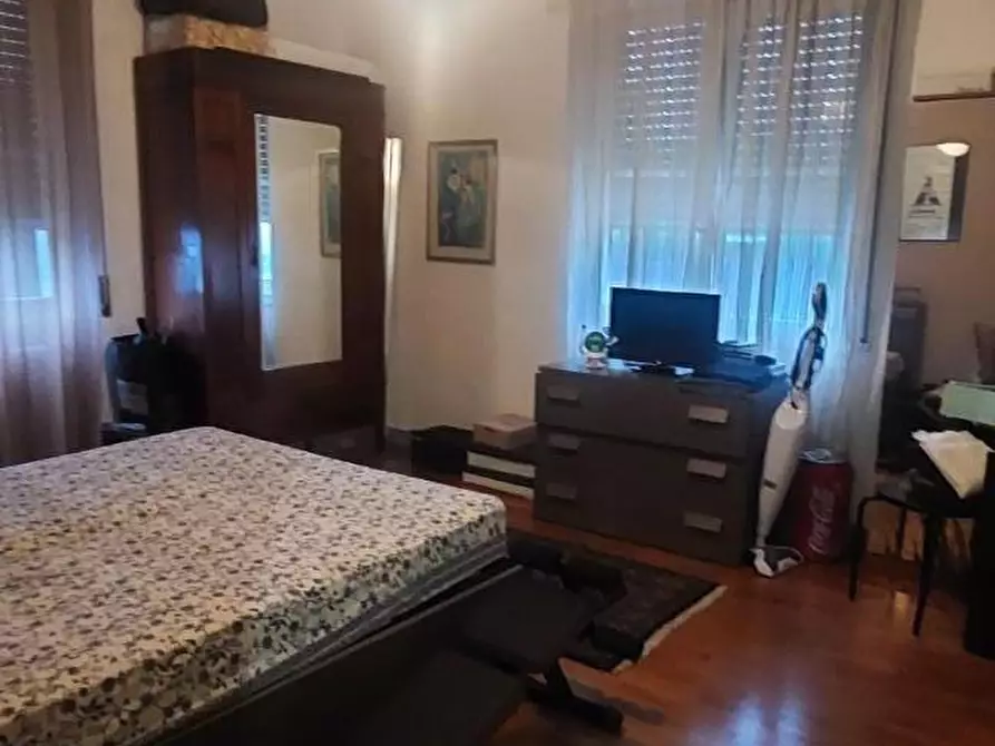 Immagine 18 di Appartamento in vendita  a Carrara