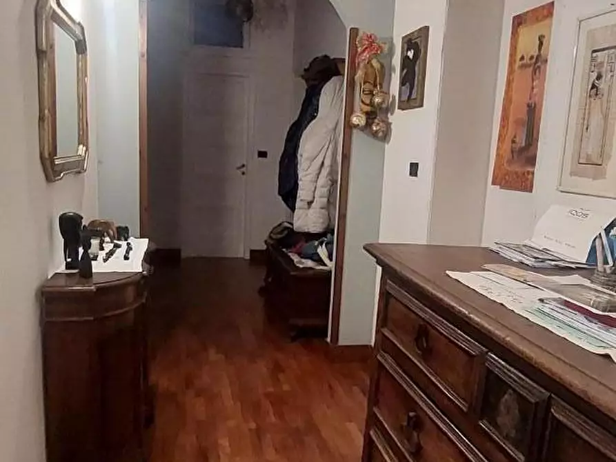 Immagine 12 di Appartamento in vendita  a Carrara