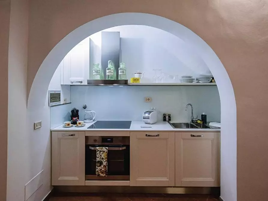 Immagine 7 di Appartamento in vendita  a Firenze