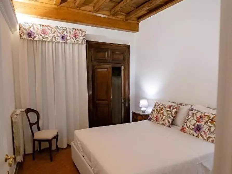 Immagine 15 di Appartamento in vendita  a Firenze