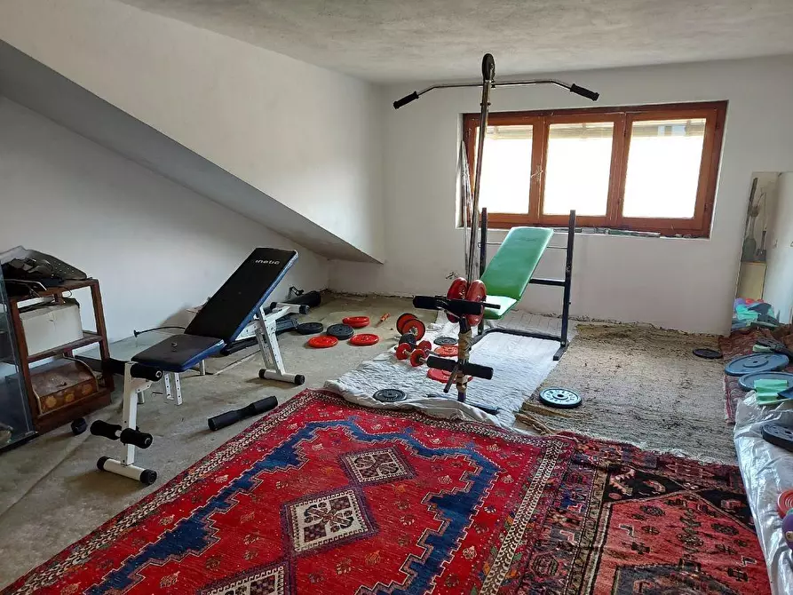 Immagine 38 di Villa in vendita  a Licciana Nardi