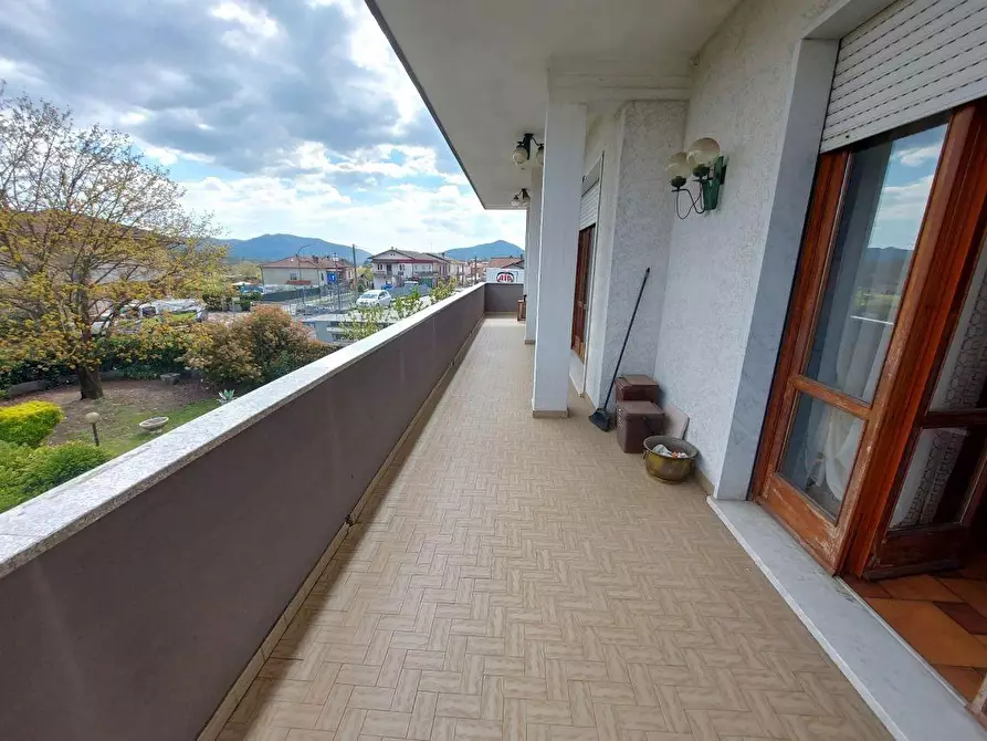 Immagine 24 di Villa in vendita  a Licciana Nardi