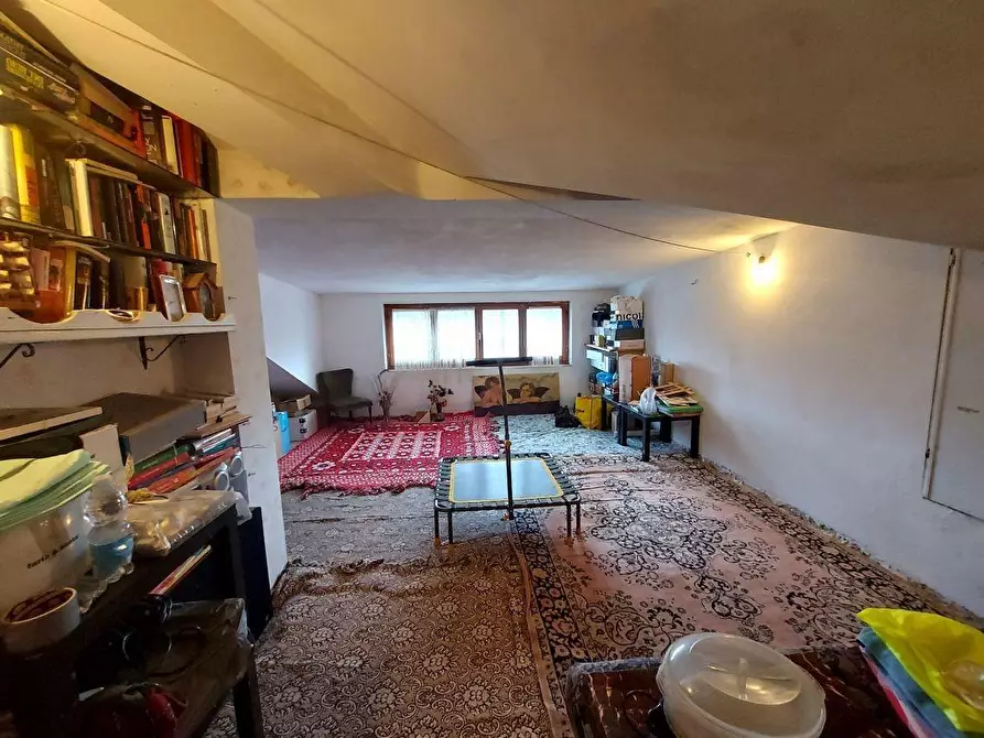 Immagine 39 di Villa in vendita  a Licciana Nardi