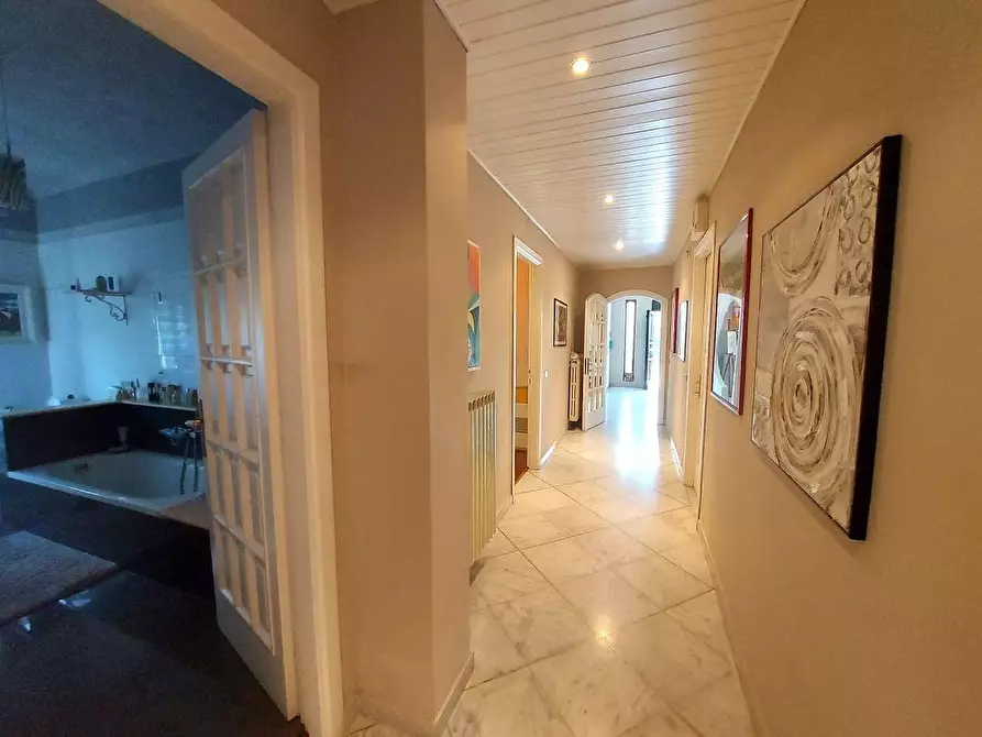 Immagine 20 di Villa in vendita  a Licciana Nardi