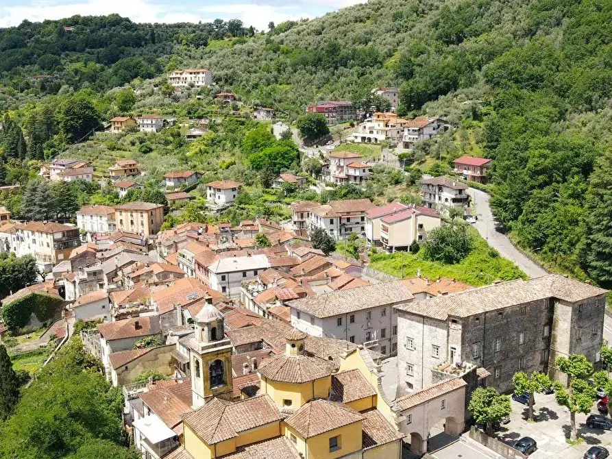 Immagine 42 di Villa in vendita  a Licciana Nardi