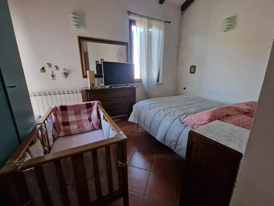 Immagine 30 di Villa in vendita  a Carrara