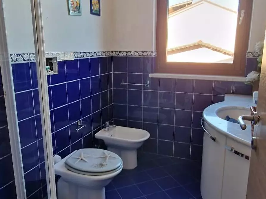 Immagine 41 di Villa in vendita  a Carrara