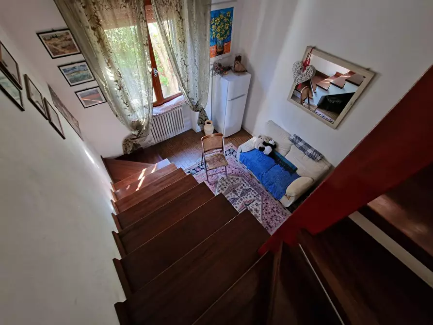 Immagine 33 di Villa in vendita  a Carrara