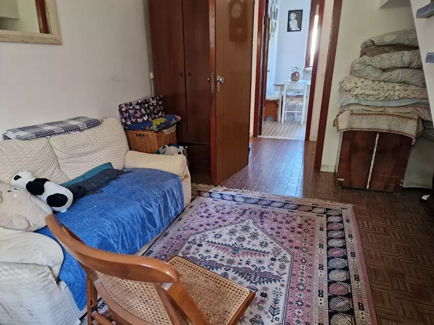 Immagine 18 di Villa in vendita  a Carrara