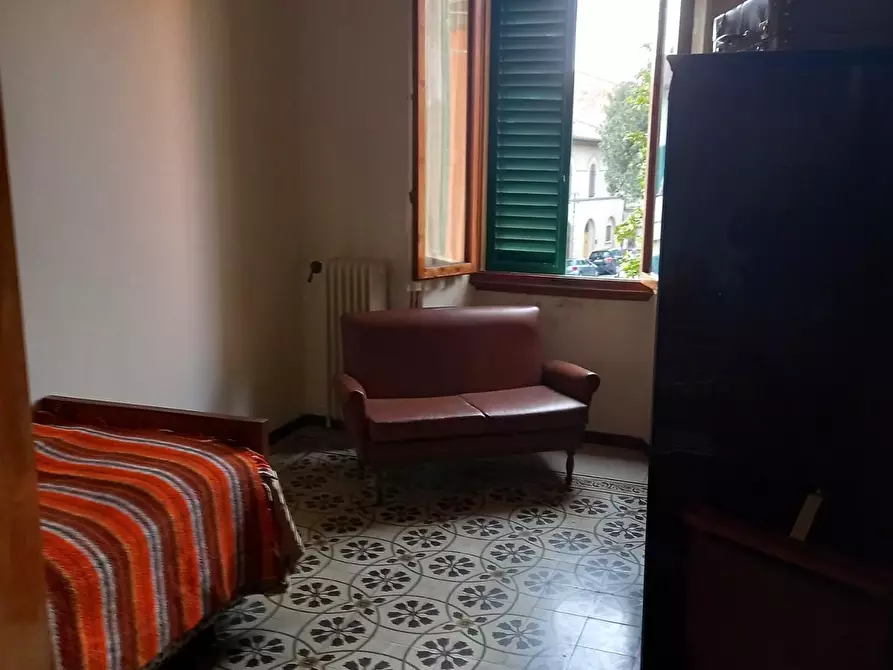 Immagine 5 di Appartamento in vendita  a Poggibonsi