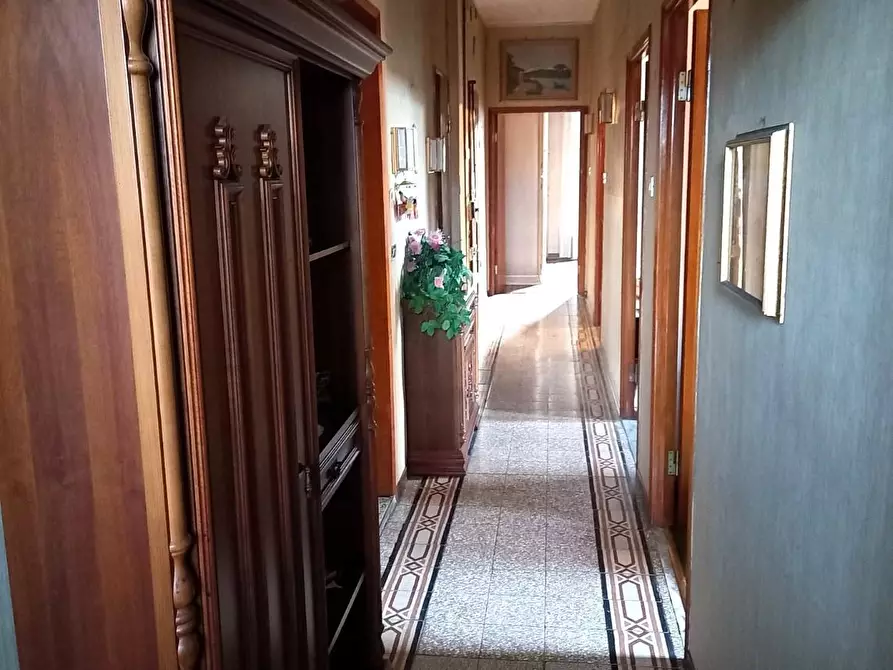 Immagine 2 di Appartamento in vendita  a Poggibonsi