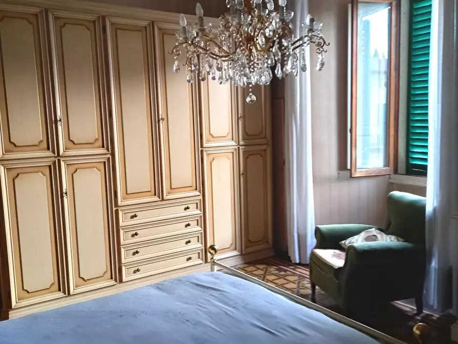 Immagine 8 di Appartamento in vendita  a Poggibonsi