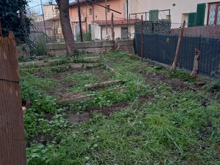 Immagine 11 di Appartamento in vendita  a Poggibonsi