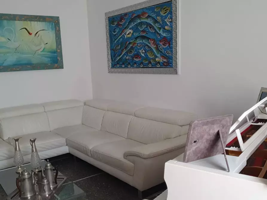 Immagine 6 di Appartamento in vendita  a Livorno