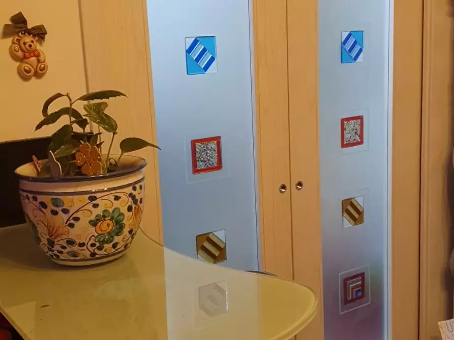 Immagine 8 di Appartamento in vendita  a Livorno