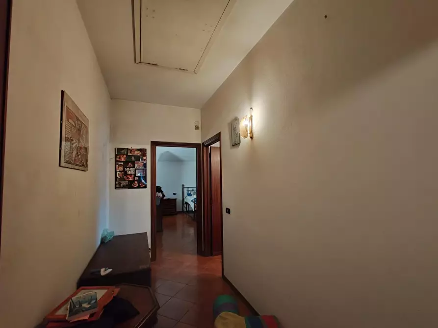 Immagine 6 di Appartamento in vendita  a Massa