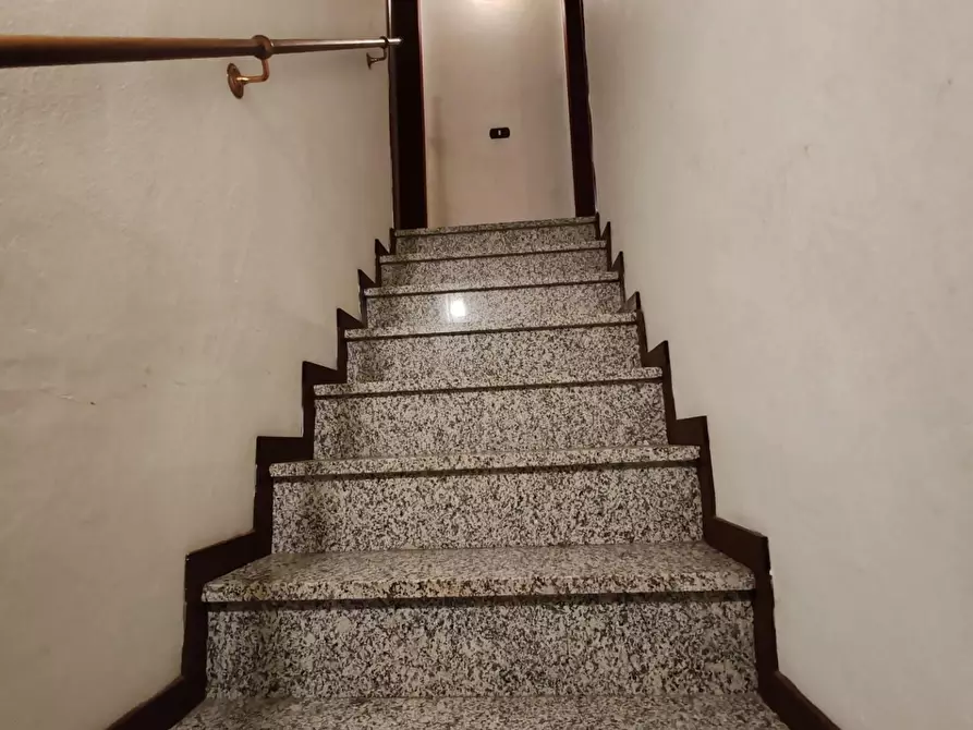 Immagine 5 di Appartamento in vendita  a Massa