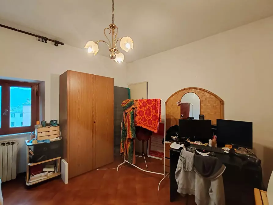 Immagine 8 di Appartamento in vendita  a Massa