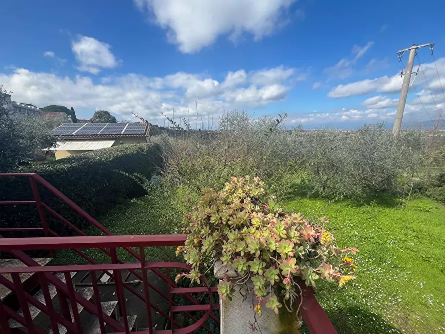 Immagine 2 di Casa bifamiliare in vendita  a Cerreto Guidi