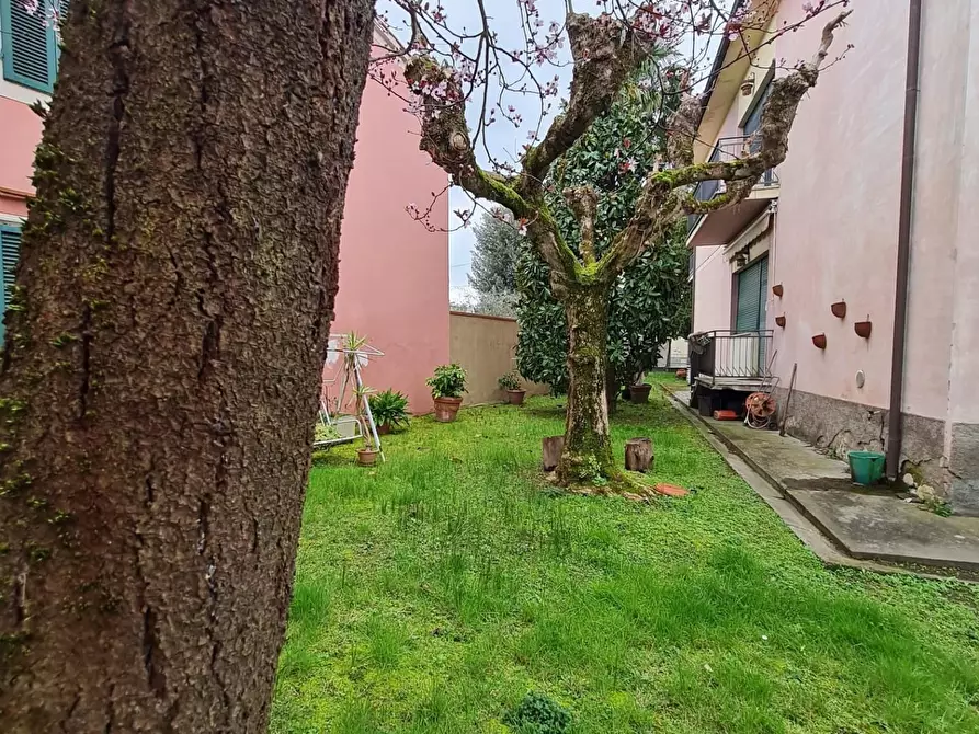 Immagine 54 di Villa in vendita  a Capannoli