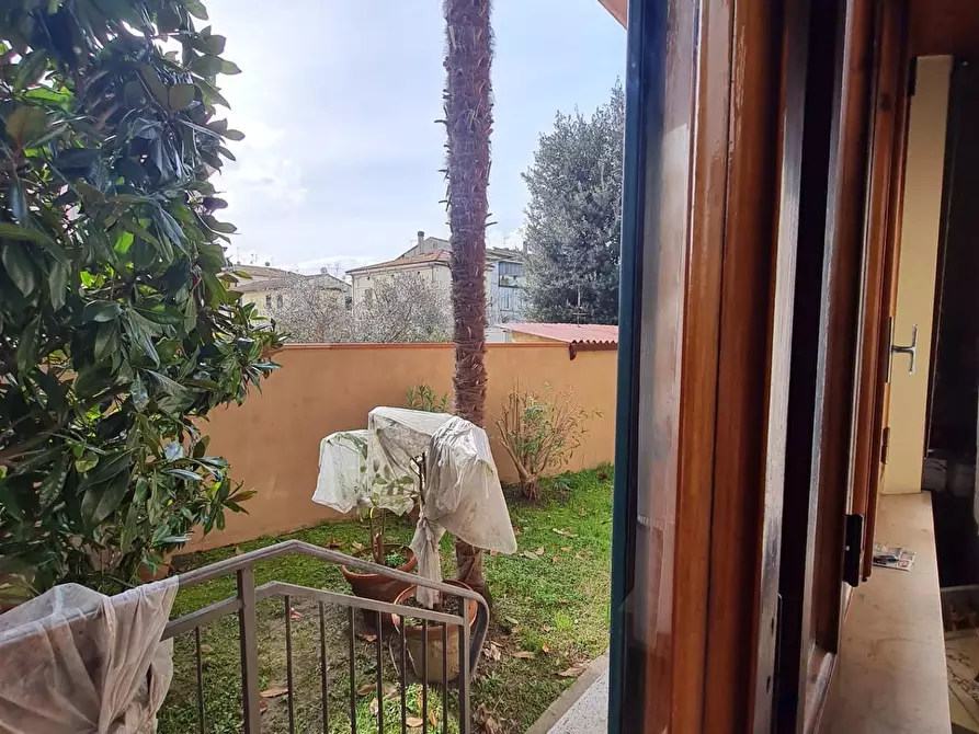Immagine 58 di Villa in vendita  a Capannoli