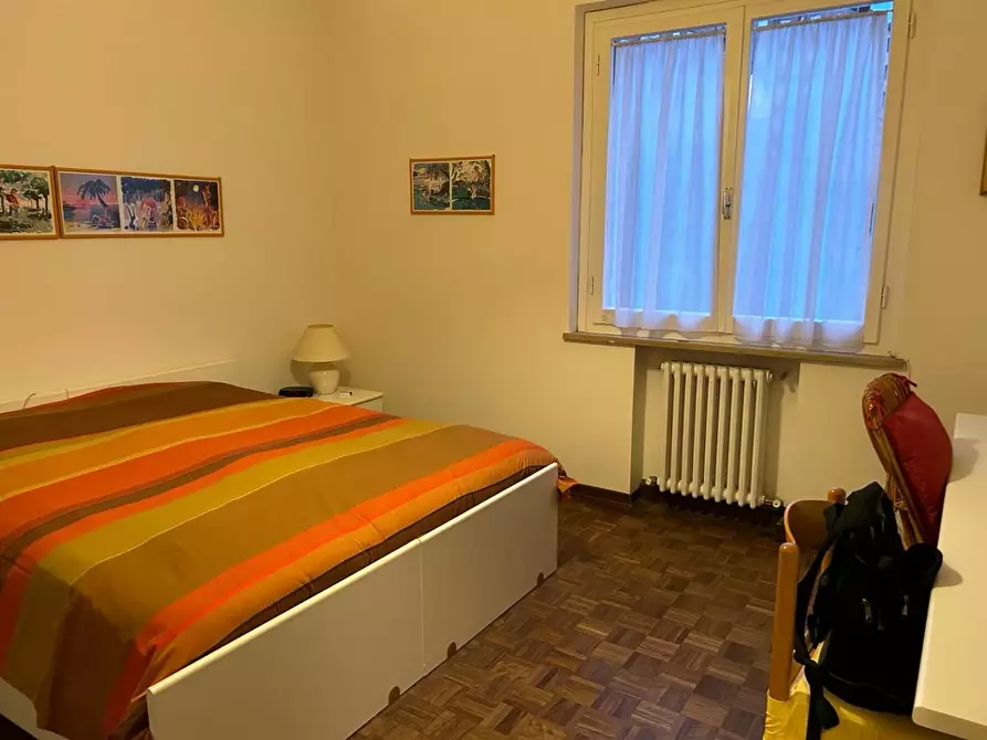 Immagine 4 di Appartamento in vendita  a Siena