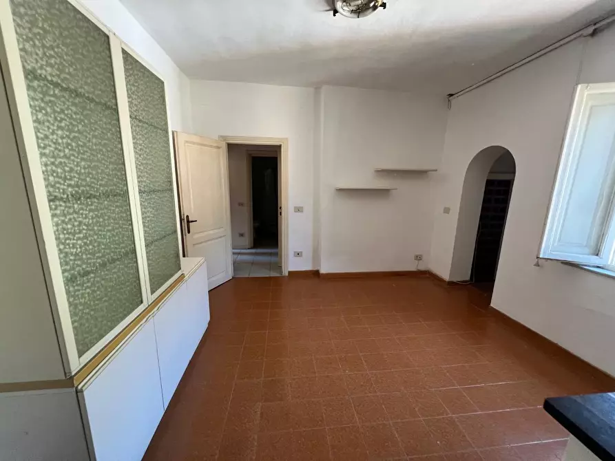 Immagine 2 di Appartamento in vendita  a Capraia E Limite