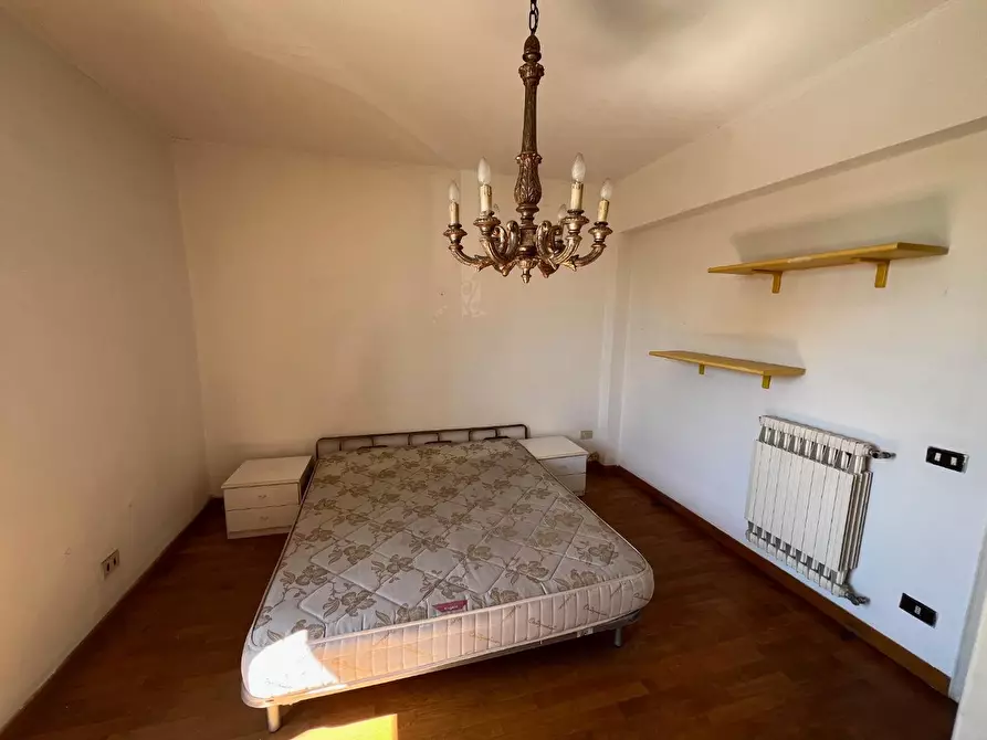 Immagine 17 di Appartamento in vendita  a Capraia E Limite