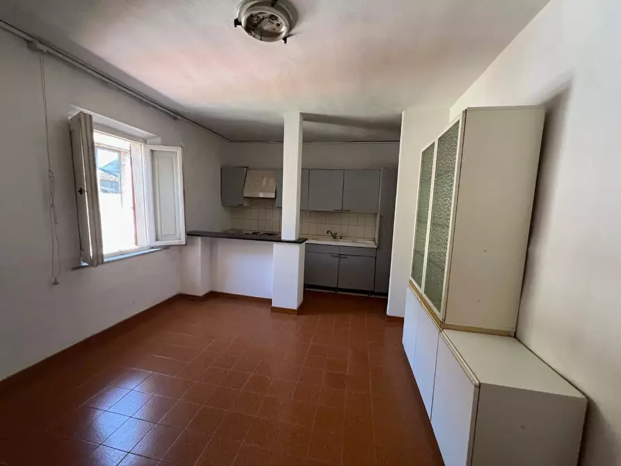 Immagine 3 di Appartamento in vendita  a Capraia E Limite