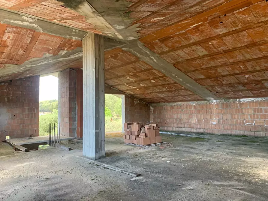 Immagine 32 di Villa in vendita  a Massarosa