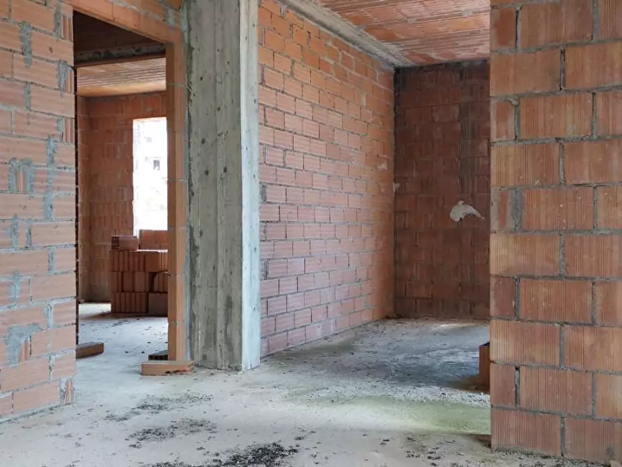 Immagine 59 di Villa in vendita  a Massarosa