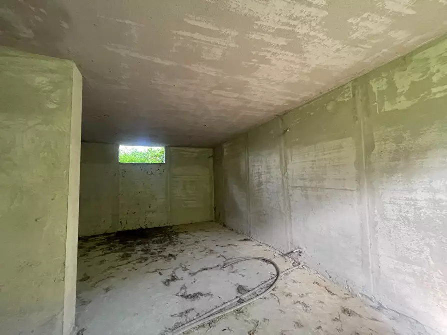 Immagine 27 di Villa in vendita  a Massarosa