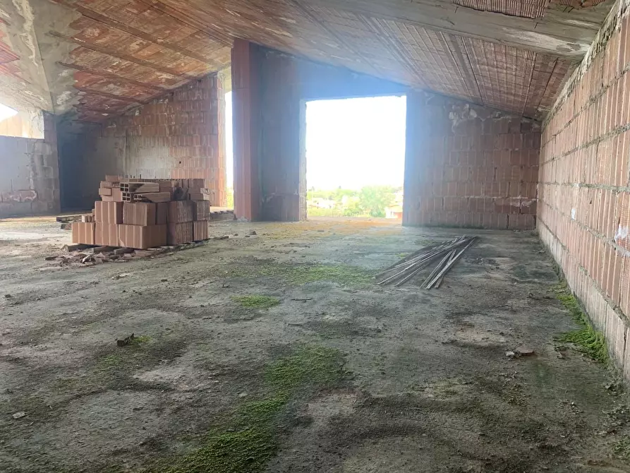 Immagine 42 di Villa in vendita  a Massarosa