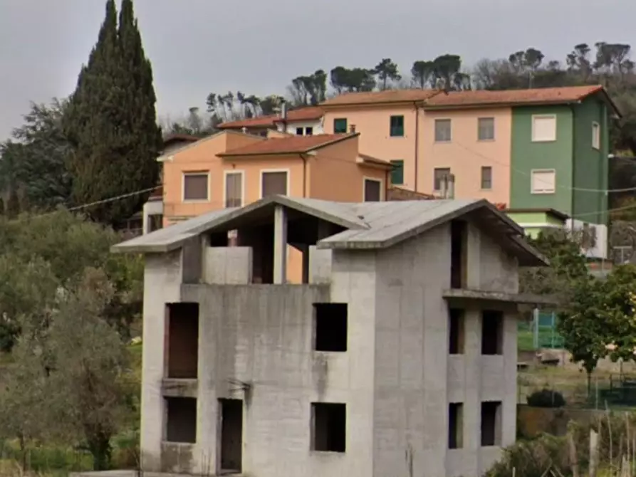 Immagine 25 di Villa in vendita  a Massarosa