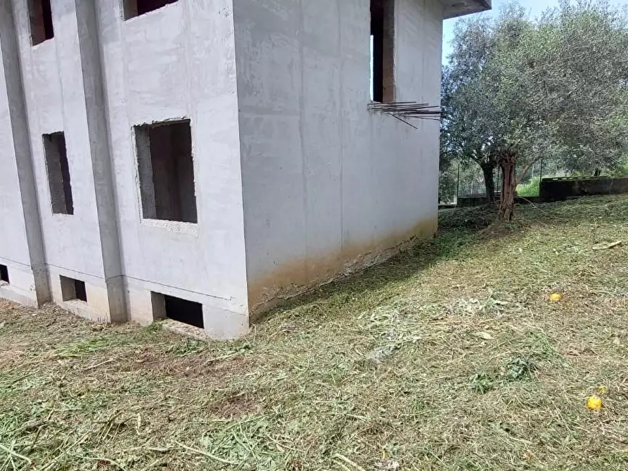 Immagine 55 di Villa in vendita  a Massarosa